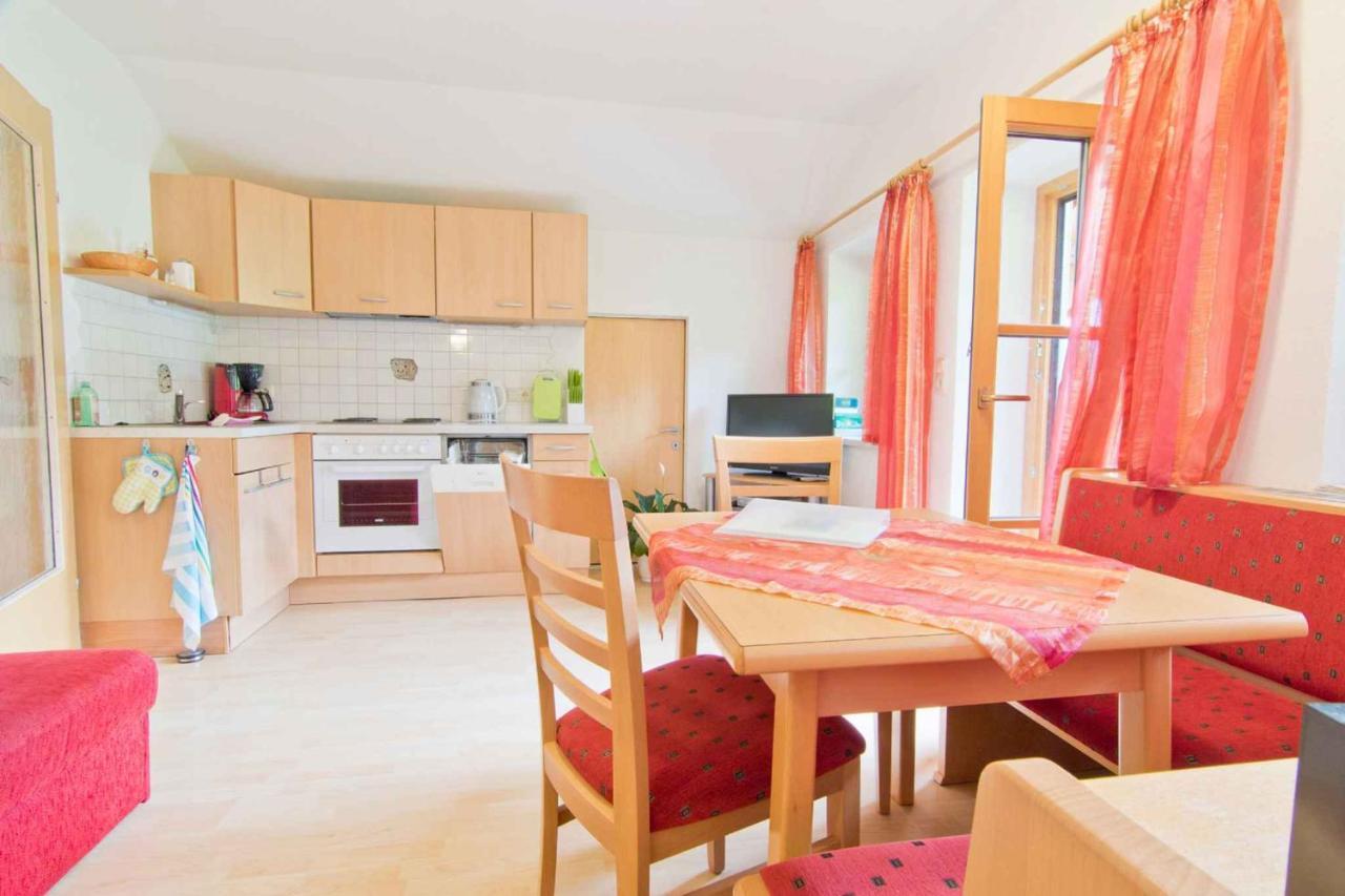 Apartment In Schlitters With Two-Bedrooms 1 Exteriör bild